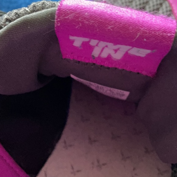 Ladies Adidas sneaker - Picture 3 of 4